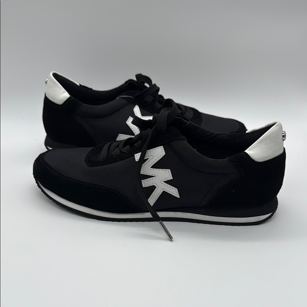 Michael Kors Monochrome Athletic Shoes Sz 7.5
